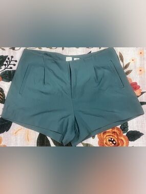 a new day Teal High-Waist Pleated Women's Shorts